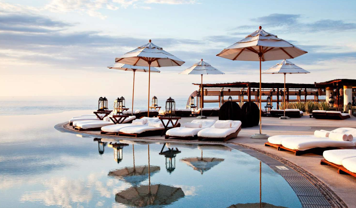 Make1M.com Luxury: Redefining Wealth in the Digital Age